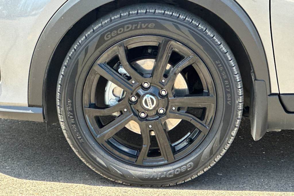 Thumbnail: 2021 Nissan Kicks - 8