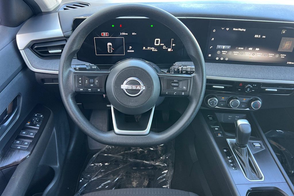 Thumbnail: 2026 Nissan Kicks - 12