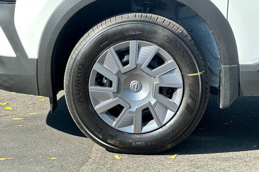 Thumbnail: 2026 Nissan Kicks - 8