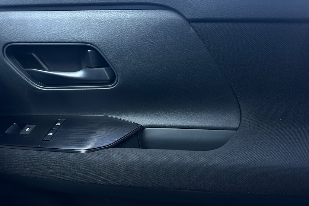 Thumbnail: 2026 Nissan Kicks - 23