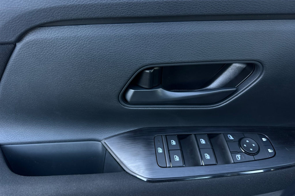 Thumbnail: 2026 Nissan Kicks - 20