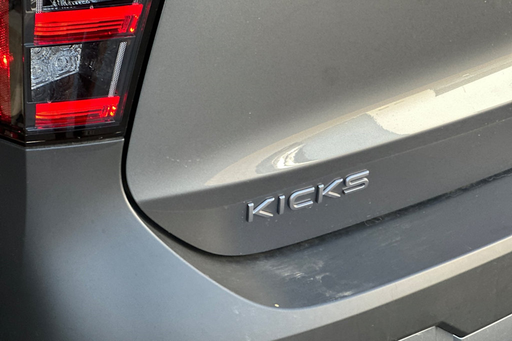 Thumbnail: 2025 Nissan Kicks - 7