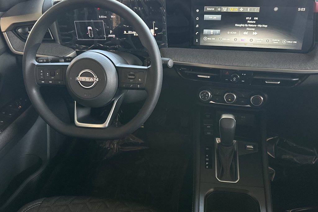 Thumbnail: 2025 Nissan Kicks - 12