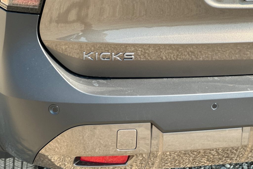 Thumbnail: 2025 Nissan Kicks - 30
