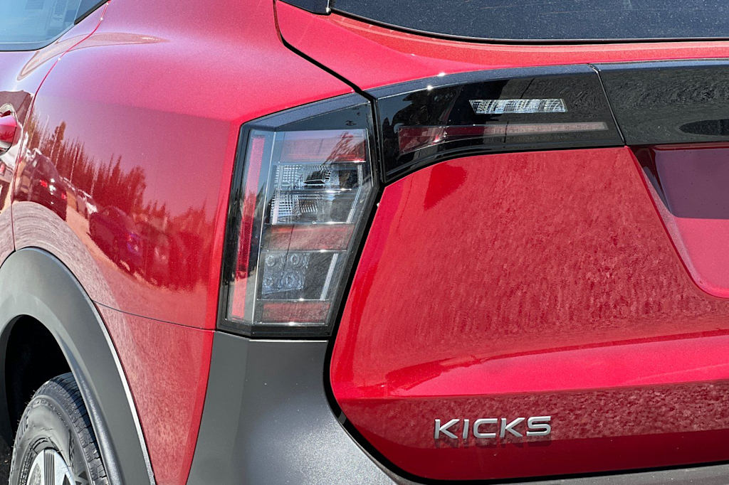 Thumbnail: 2026 Nissan Kicks - 13