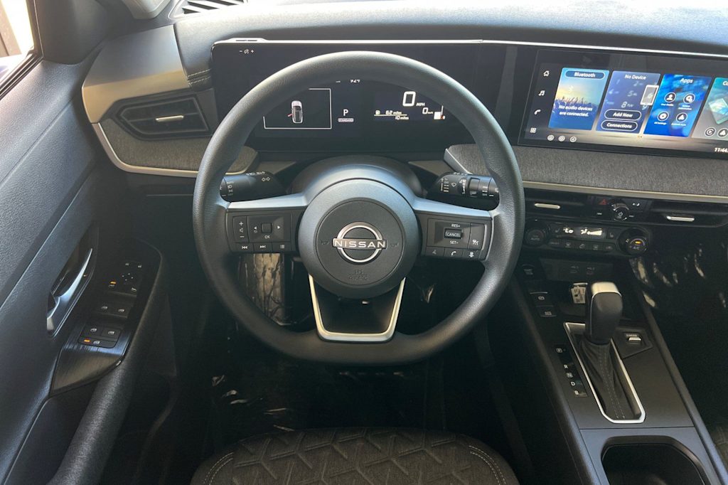 Thumbnail: 2026 Nissan Kicks - 11
