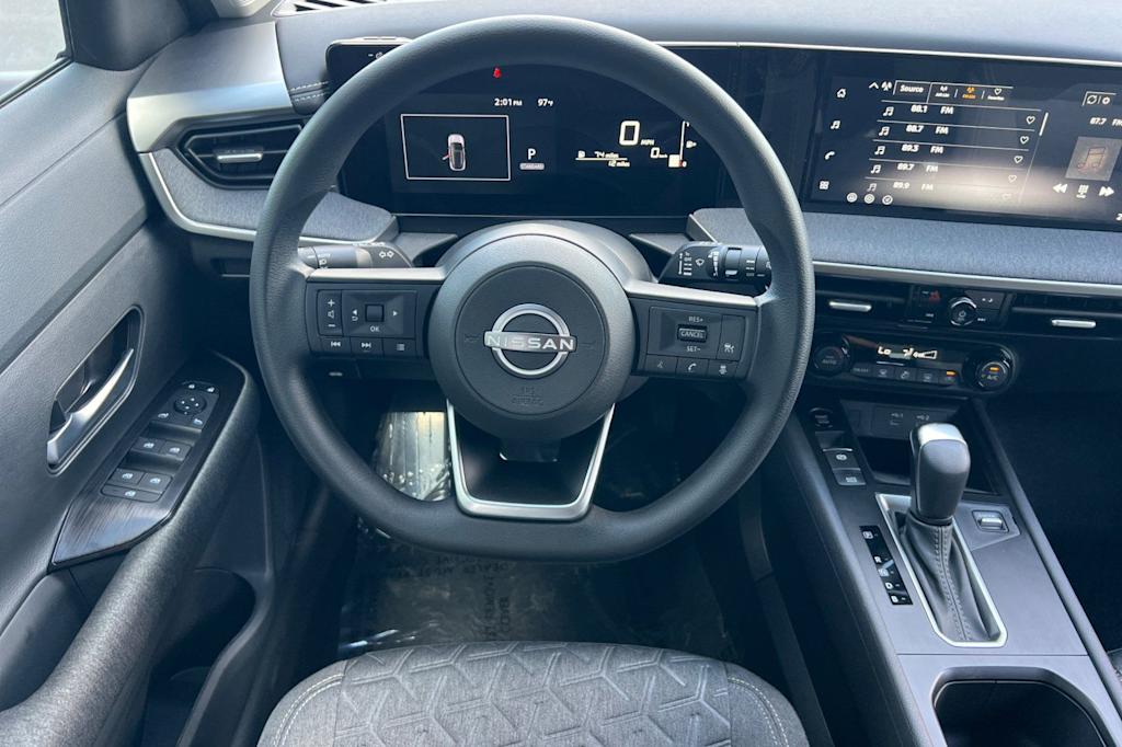 Thumbnail: 2026 Nissan Kicks - 12