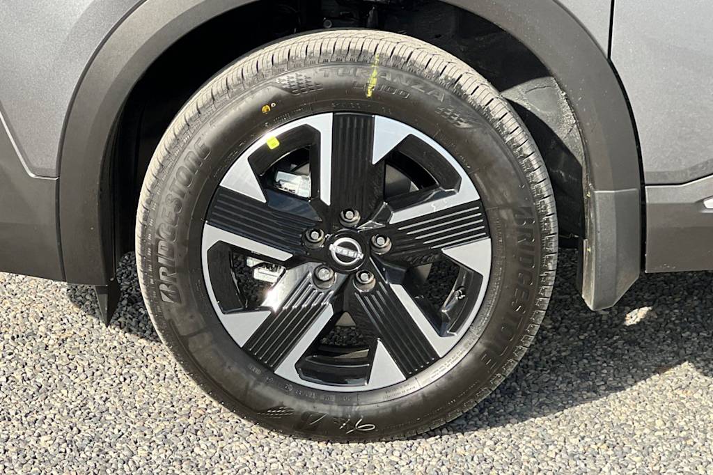 Thumbnail: 2026 Nissan Kicks - 8