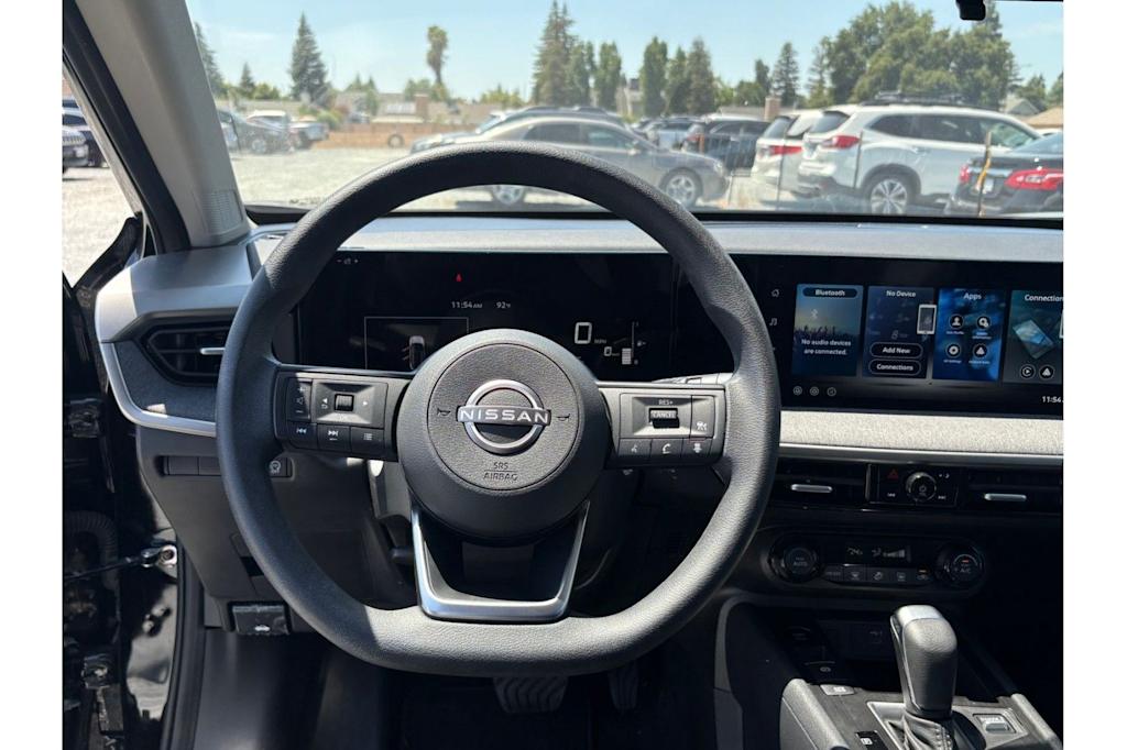 Thumbnail: 2026 Nissan Kicks - 10