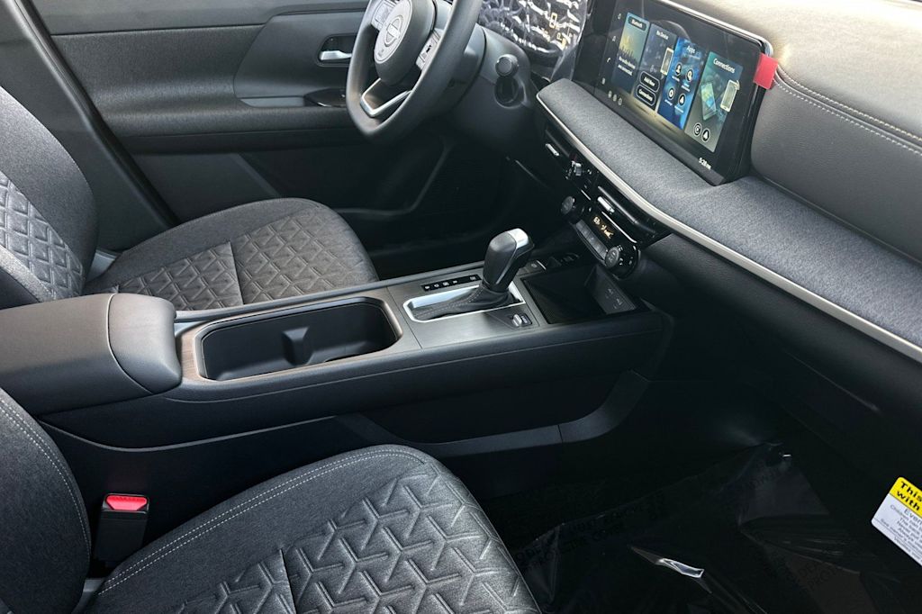 Thumbnail: 2026 Nissan Kicks - 13