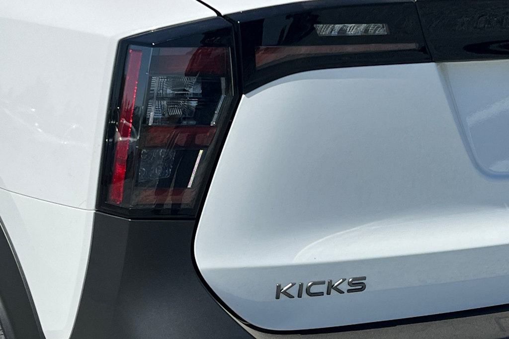 Thumbnail: 2026 Nissan Kicks - 34