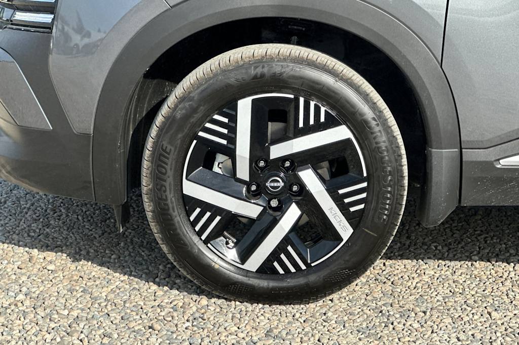 Thumbnail: 2026 Nissan Kicks - 8