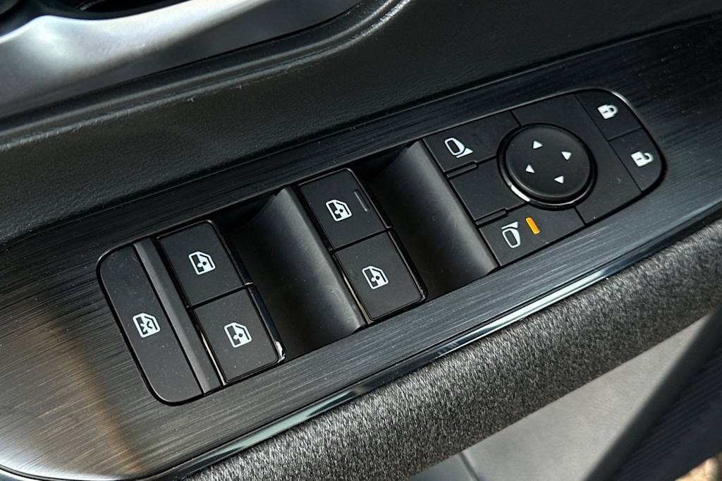 Thumbnail: 2026 Nissan Kicks - 21