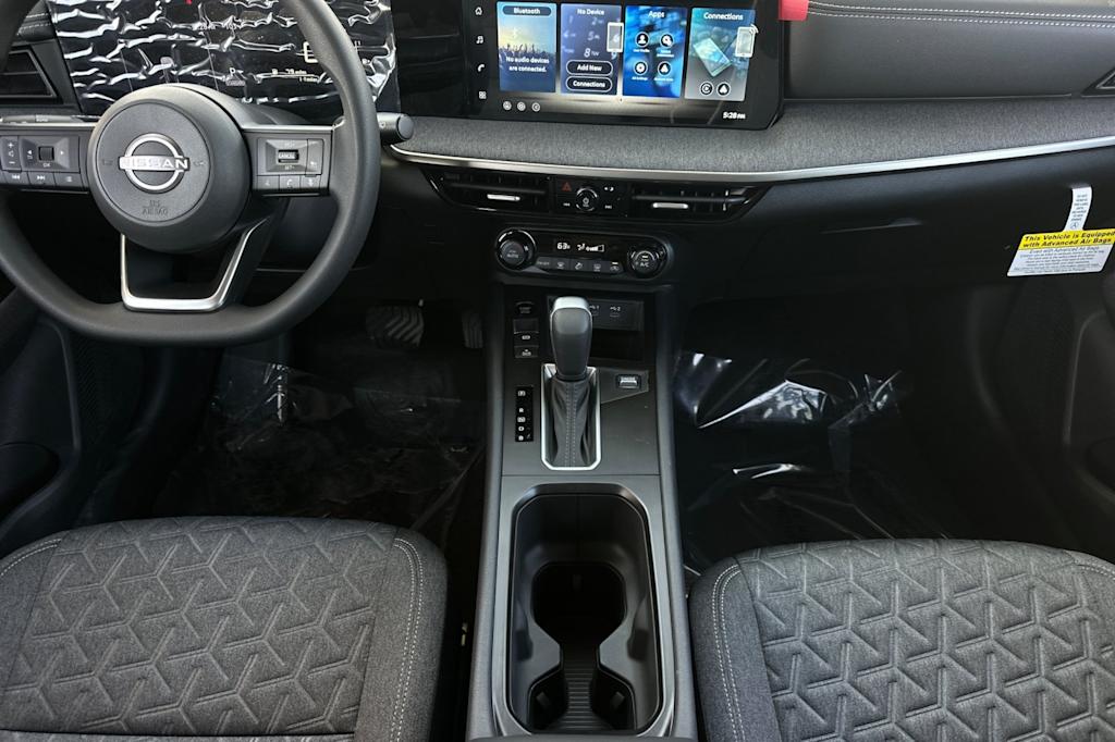 Thumbnail: 2026 Nissan Kicks - 2