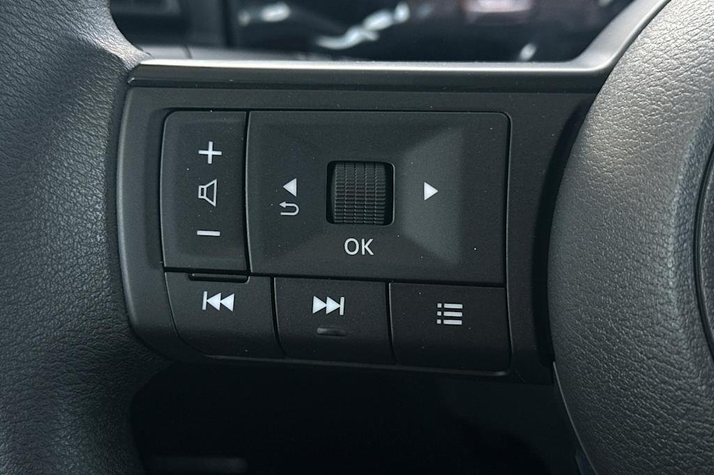 Thumbnail: 2026 Nissan Kicks - 27