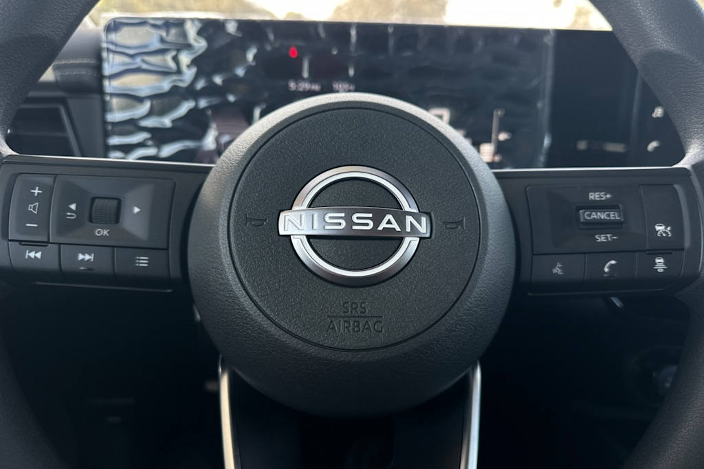 Thumbnail: 2026 Nissan Kicks - 25