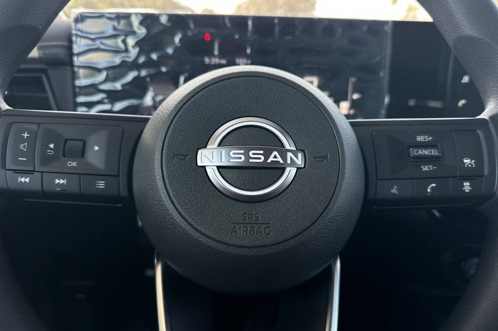 Thumbnail: 2026 Nissan Kicks - 26