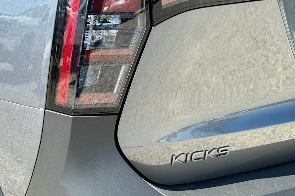Thumbnail: 2025 Nissan Kicks - 24