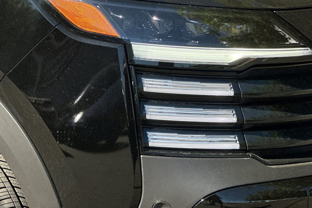 Thumbnail: 2025 Nissan Kicks - 33