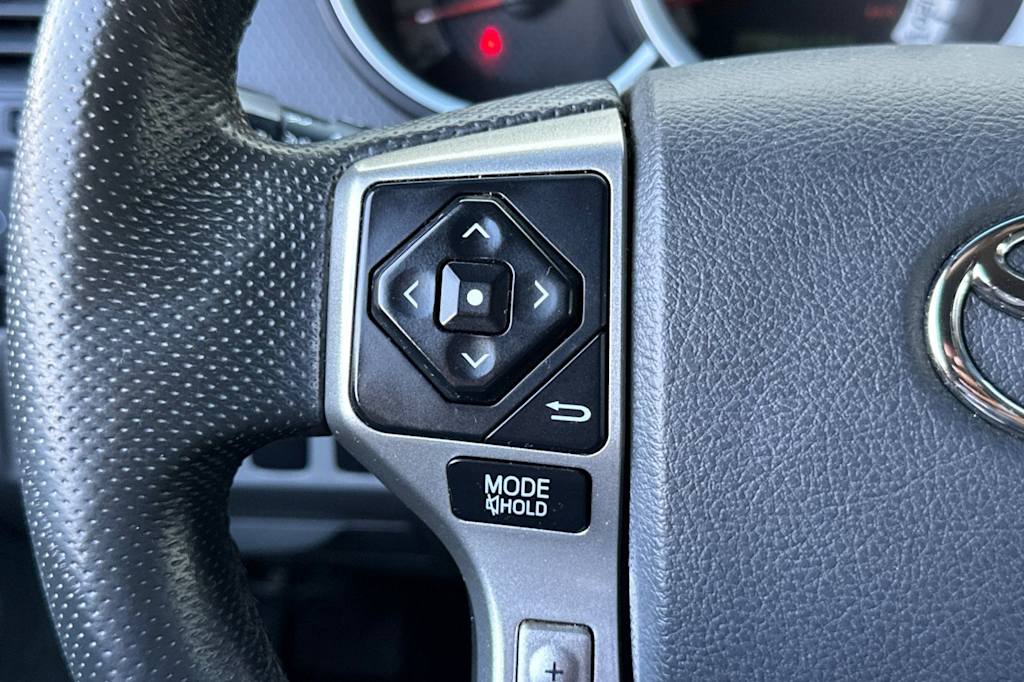 Thumbnail: 2015 Toyota Tacoma - 29