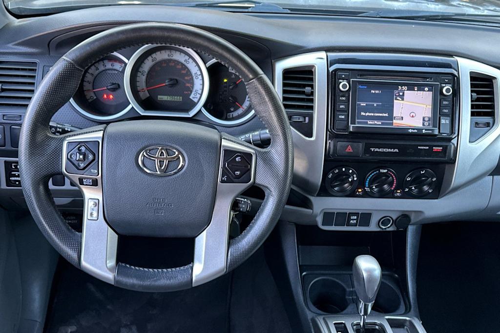 Thumbnail: 2015 Toyota Tacoma - 11
