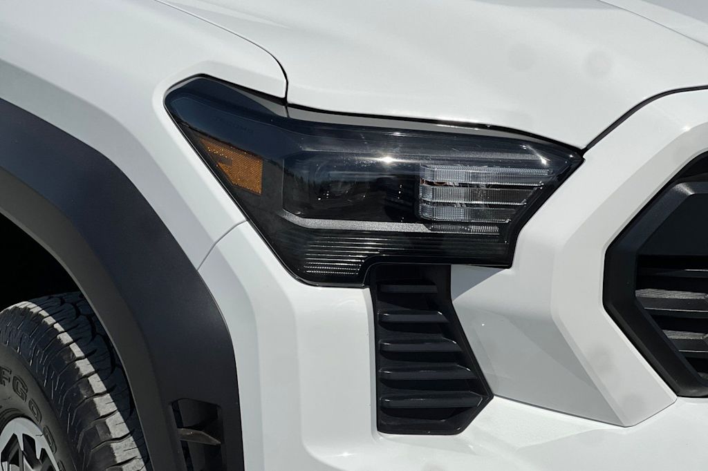 Thumbnail: 2025 Toyota Tacoma - 33