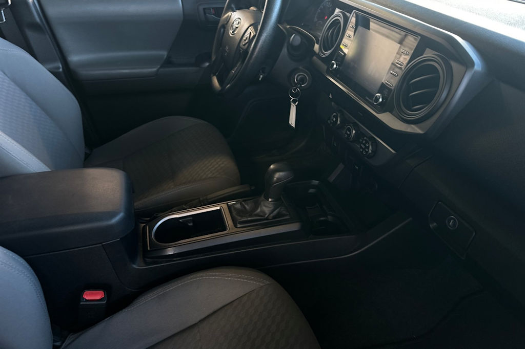 Thumbnail: 2021 Toyota Tacoma - 13