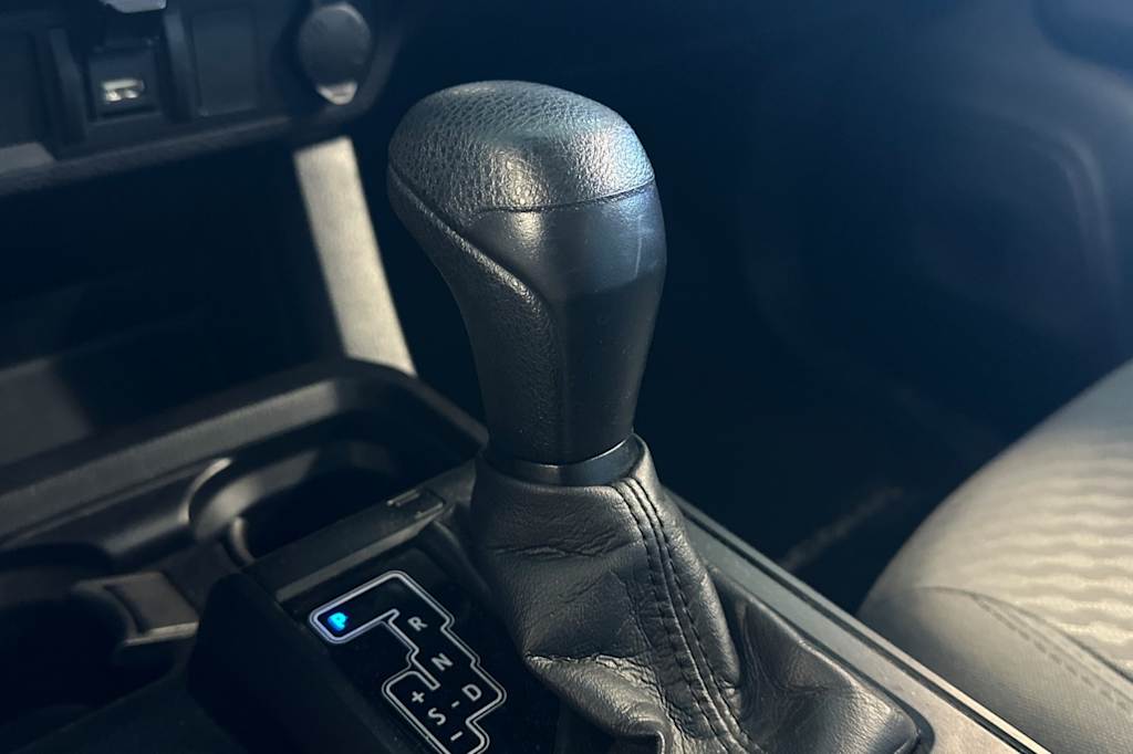 Thumbnail: 2021 Toyota Tacoma - 15