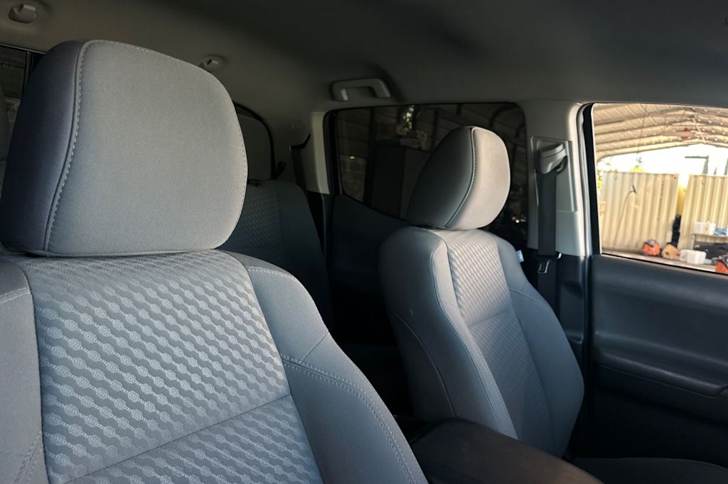 Thumbnail: 2021 Toyota Tacoma - 10