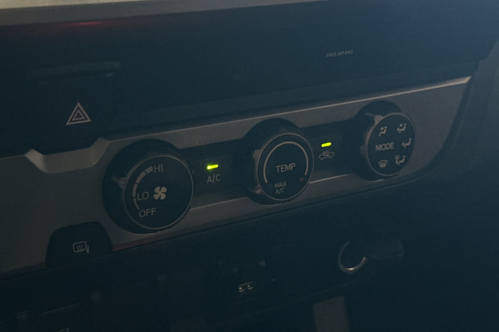 Thumbnail: 2023 Toyota Tacoma - 25