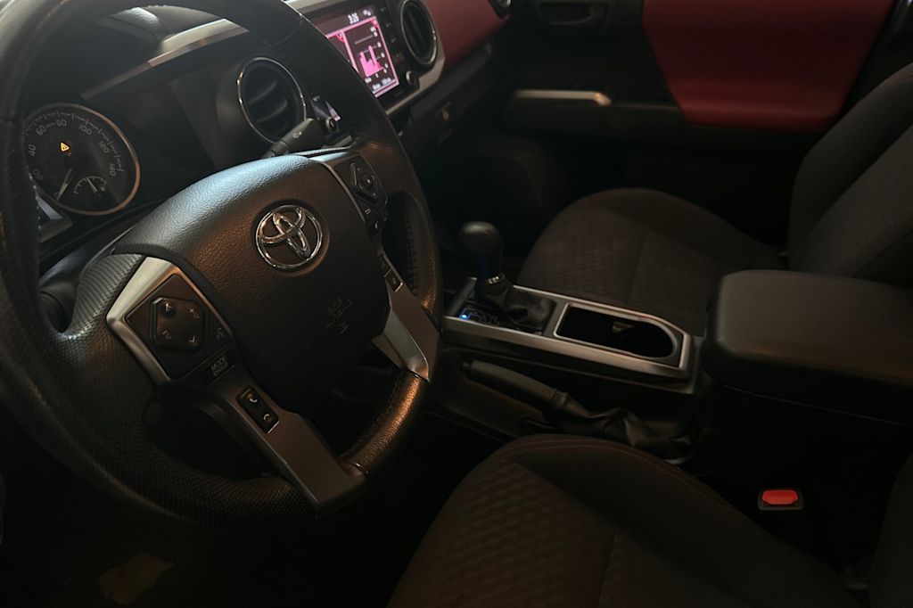 Thumbnail: 2023 Toyota Tacoma - 9