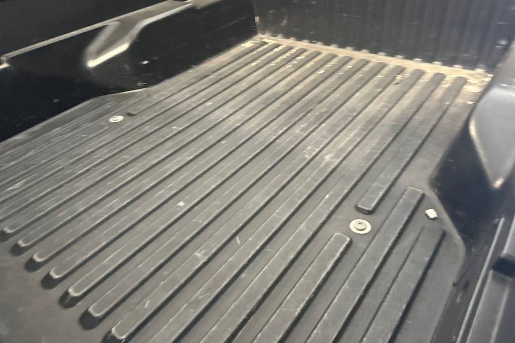 Thumbnail: 2023 Toyota Tacoma - 17