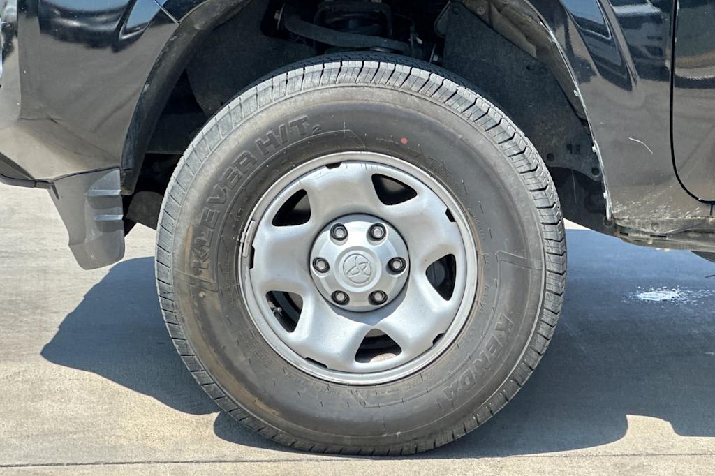 Thumbnail: 2023 Toyota Tacoma - 8