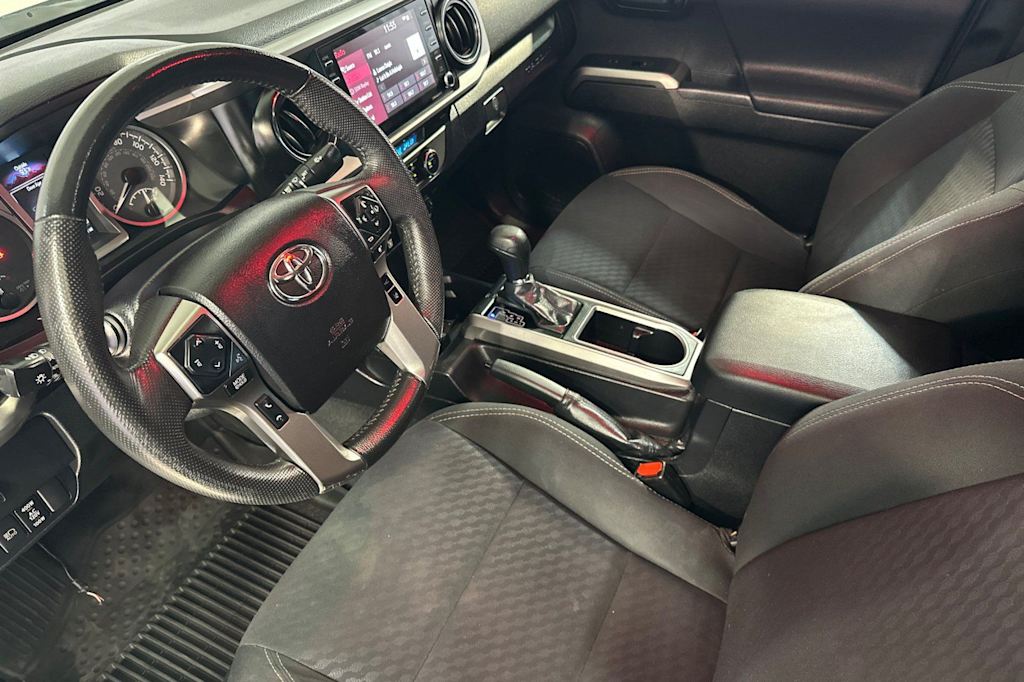 Thumbnail: 2021 Toyota Tacoma - 9