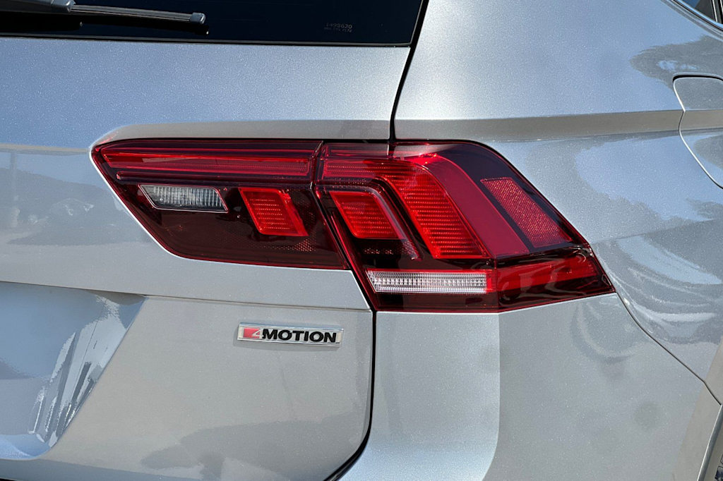 Thumbnail: 2020 Volkswagen Tiguan - 36