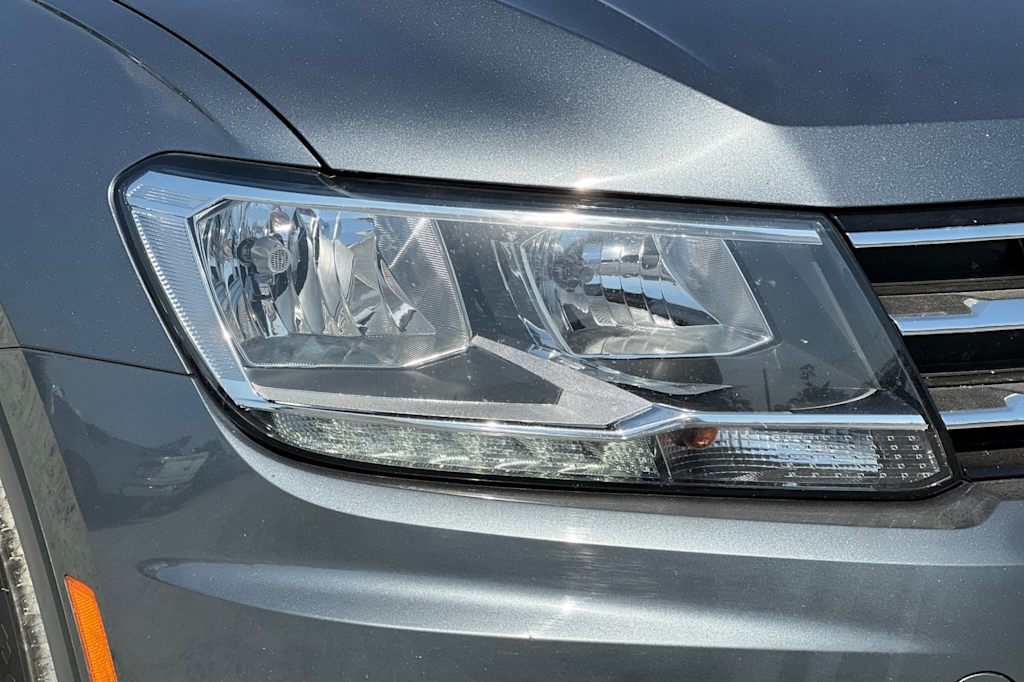 Thumbnail: 2020 Volkswagen Tiguan - 35