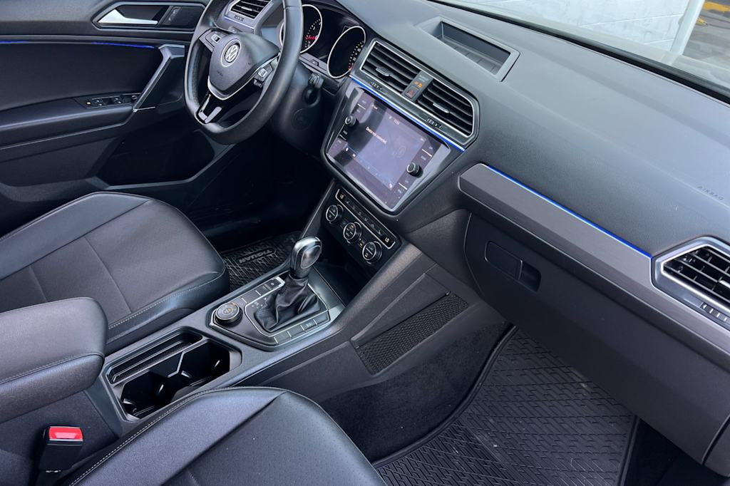 Thumbnail: 2020 Volkswagen Tiguan - 13