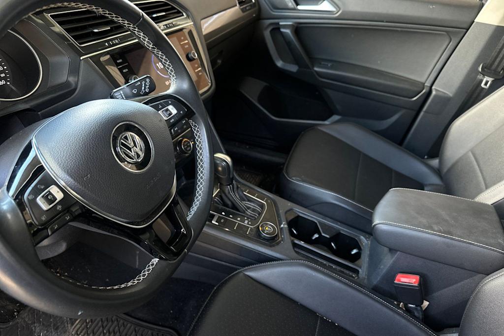 Thumbnail: 2021 Volkswagen Tiguan - 10