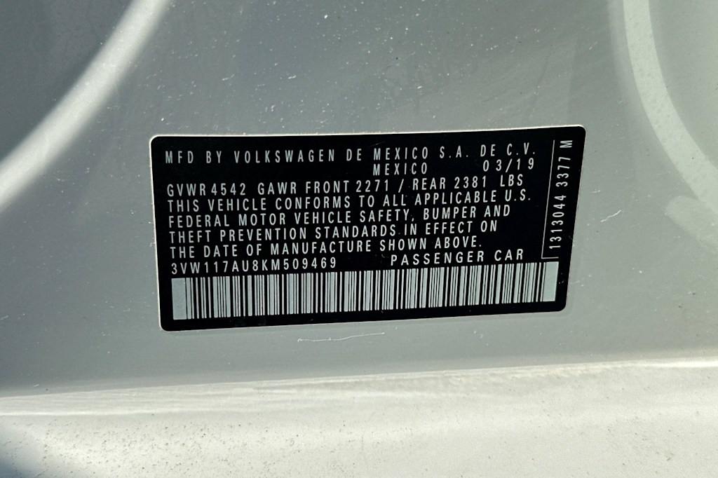 Thumbnail: 2019 Volkswagen Golf - 20