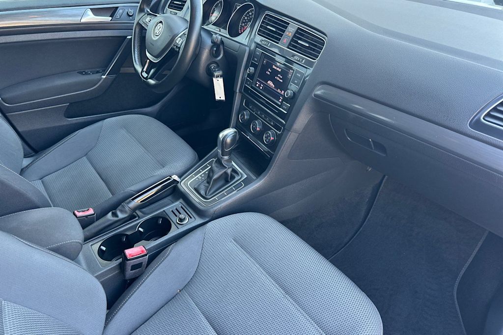 Thumbnail: 2019 Volkswagen Golf - 13