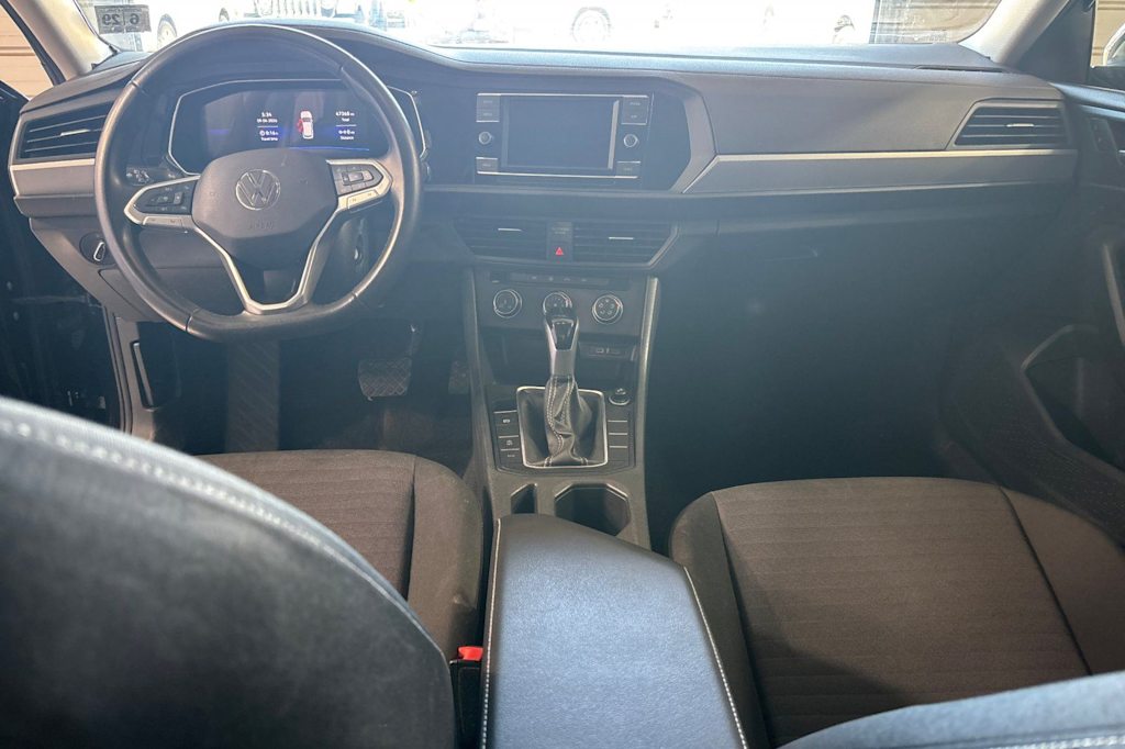 Thumbnail: 2024 Volkswagen Jetta - 2