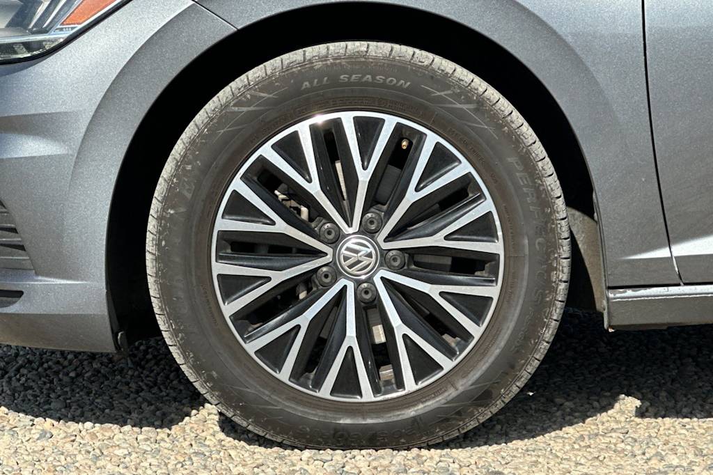 Thumbnail: 2021 Volkswagen Jetta - 8
