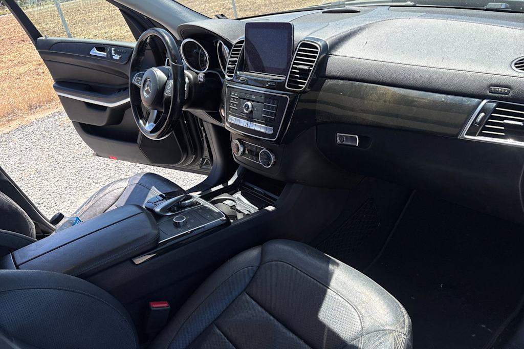 Thumbnail: 2018 Mercedes-Benz GLS - 11