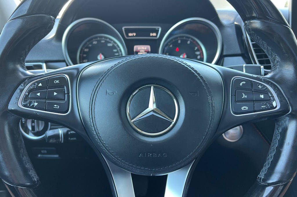 Thumbnail: 2018 Mercedes-Benz GLS - 32