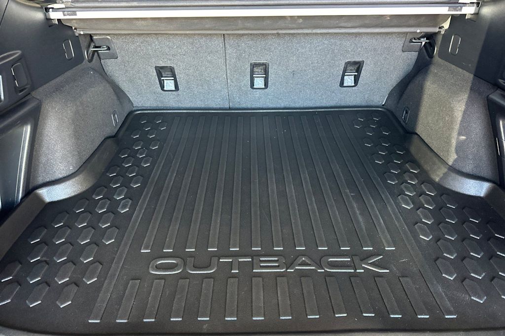 Thumbnail: 2020 Subaru Outback - 17