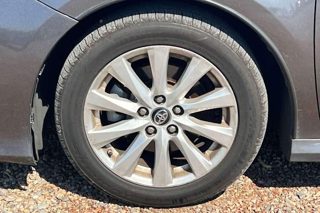 Thumbnail: 2018 Toyota Camry - 8