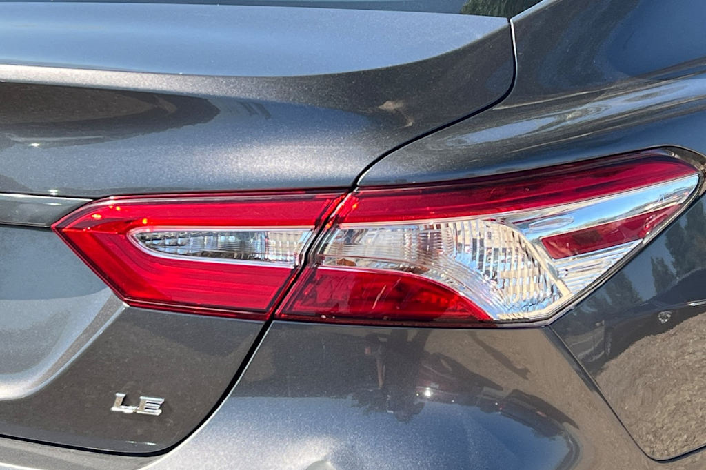 Thumbnail: 2018 Toyota Camry - 22