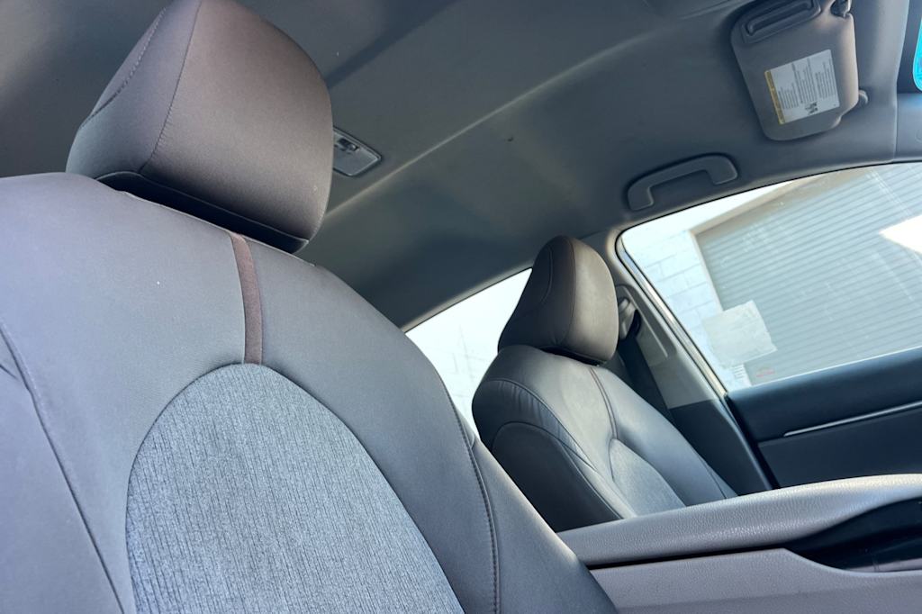 Thumbnail: 2018 Toyota Camry - 11