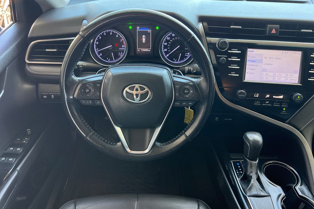 Thumbnail: 2019 Toyota Camry - 12