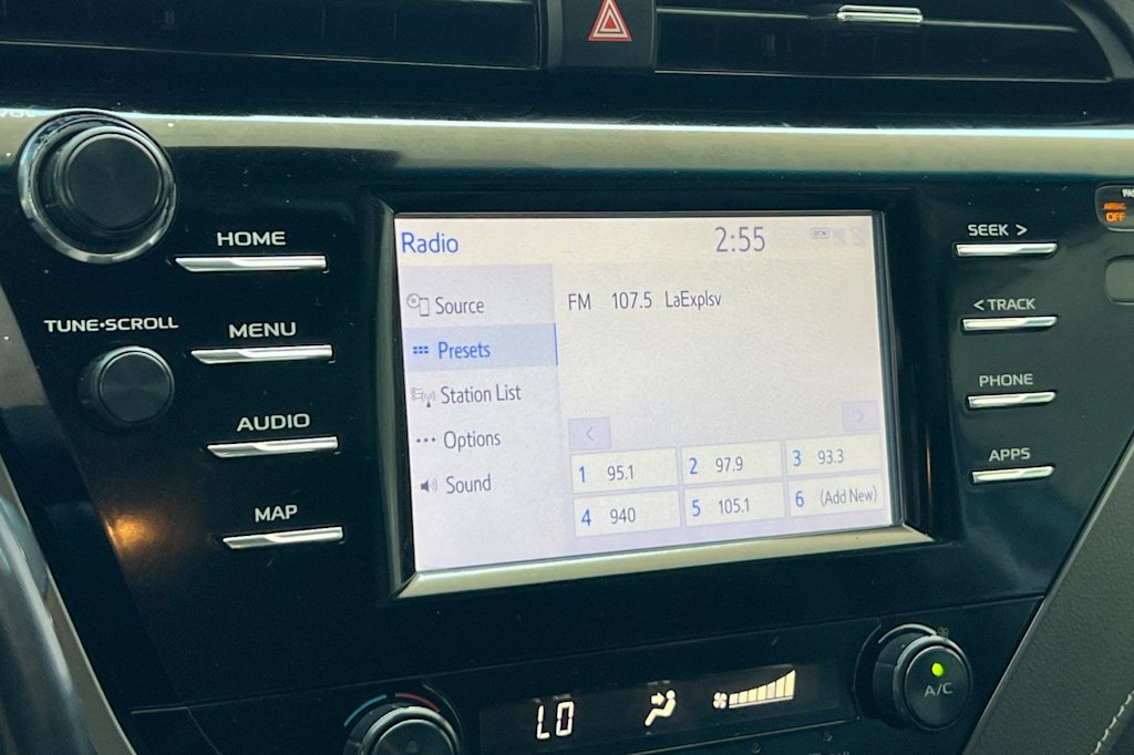 Thumbnail: 2019 Toyota Camry - 14